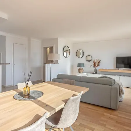 Lclat Dannecy With View Apartment